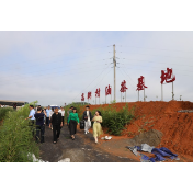 唐洞街道开展产业项目现场观摩活动