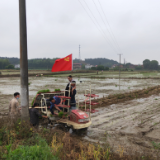 资兴新型农机助力春耕生产