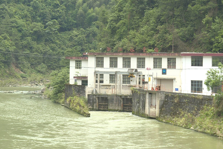 水电站_副本.jpg 水电站_副本.jpg