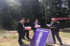 东江街道开展交通安全宣传活动