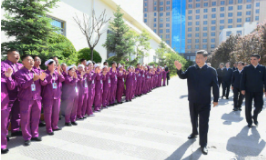 习近平：发展更多特色产业，靠创新实现更好发展