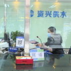 迎战低温雨雪冰冻天气丨市自来水有限公司及时抢修破损水管