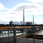 聚焦十大重点工作·项目大会战|火力全开抢工期 旗滨开启“加速度”