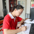 榜样的力量丨杨琼英：公益服务在行动 无私奉献暖人心