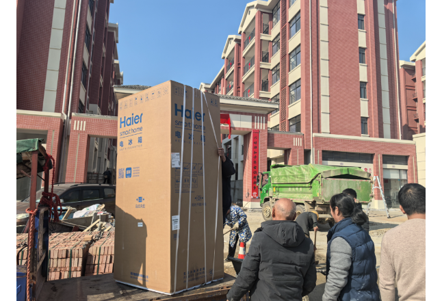 新春走基层丨重访资兴灾区:板房渐空 新房过冬