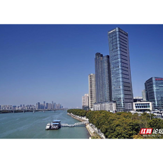 好评中国丨铺展“人民与城市共发展”的时代画卷