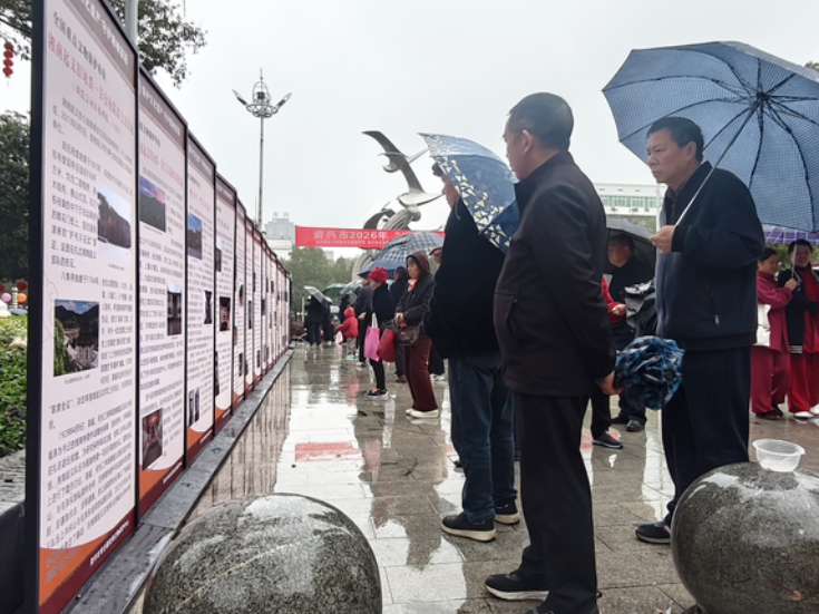 文物保护宣传走进闹元宵活动现场