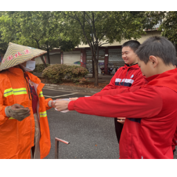 资兴特校：学雷锋志愿小分队出发