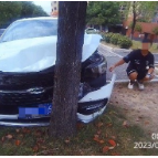 一男子交通肇事 伪造现场欲骗保