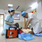 中医医院：技能大比武 献礼医师节