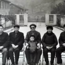 好家风 | 曹里怀将军：俭以养德 自留清白在人间