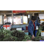 端午临近 艾草热销