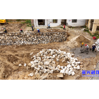 州门司镇燕窝村：“以工代赈”助力灾后重建