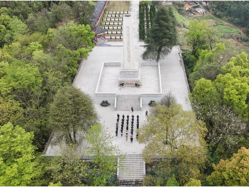 清明祭英烈 薪火永相传——资兴市举行“追寻·2026·清明祭英烈”主题活动