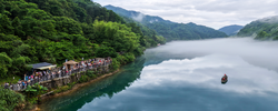 当好东道主 办好旅发会 | “人间仙境”引客来 雾漫小东江进入观雾季