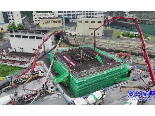 桂郴高速小东江特大桥建设取得新进展 2号主塔承台浇筑完成