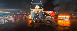 惊险魔幻！知名魔术师邓男子东江湖畔上演高空实景逃脱秀