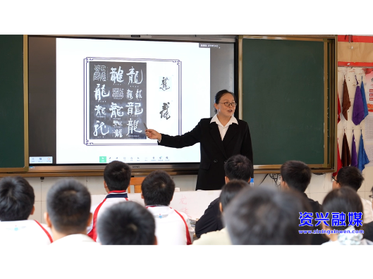 资润沃土 兴才筑梦⑤ |刘云暖:以爱育桃李 匠心传师道