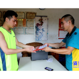 全域上门精准投递 资兴邮政暖心护航学子圆梦路
