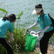 “全国生态日”|我市开展东江湾净滩志愿服务活动 守护一江碧水