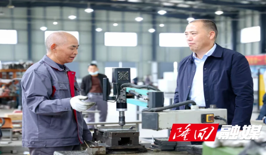 刘厚见率队深入企业开展“送解优”活动