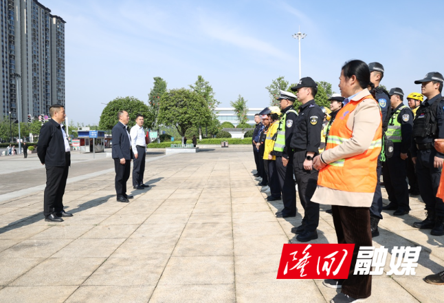 刘厚见率队走访慰问一线劳动者