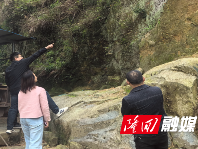 金石桥镇金桥社区联合驻村工作队开展地质灾害隐患排查