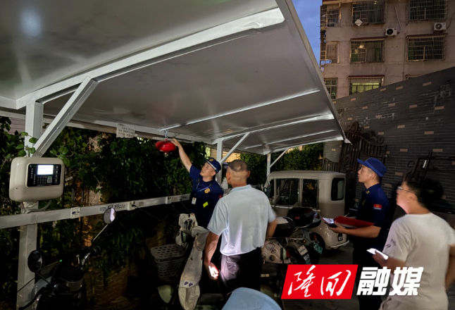 隆回消防联合排查除隐患 筑牢小区“防火墙”