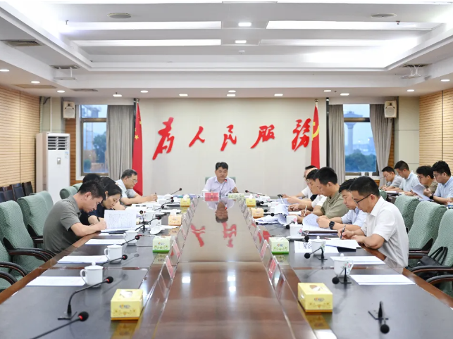 区委常委会召开会议，研究听取了这些事项