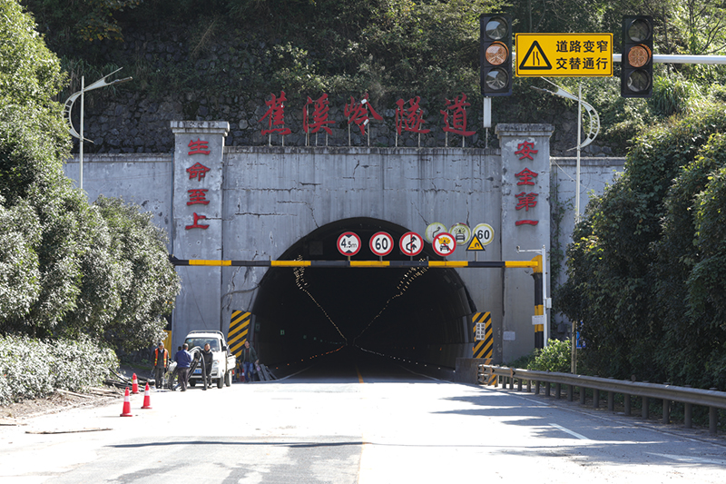02版要闻-2.jpg