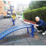 七旬微网格长的别样晚年