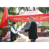 千名干部下基层 确保平安促发展丨荷花街道：登山前一个“小动作”，守护绿水青山