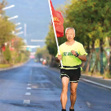 70岁生日上他跑了个“半马”