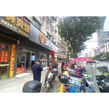 废旧电动车霸占停车位，集中整治提升城市“颜值”