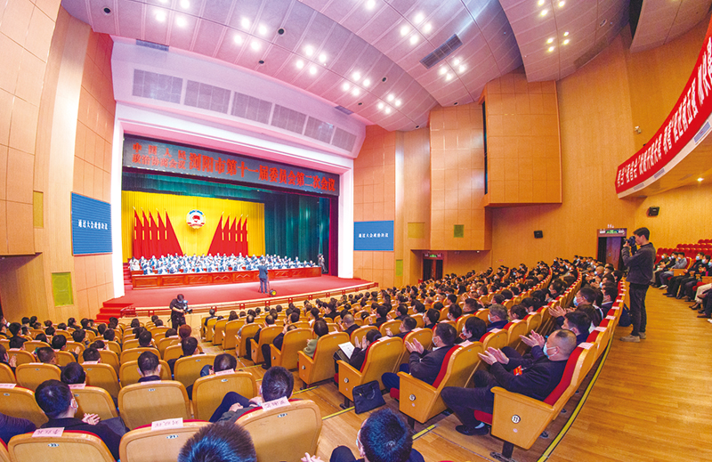 01版时政封面-10.jpg
