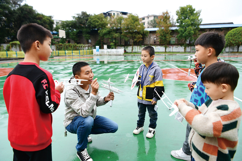06两会-3.jpg