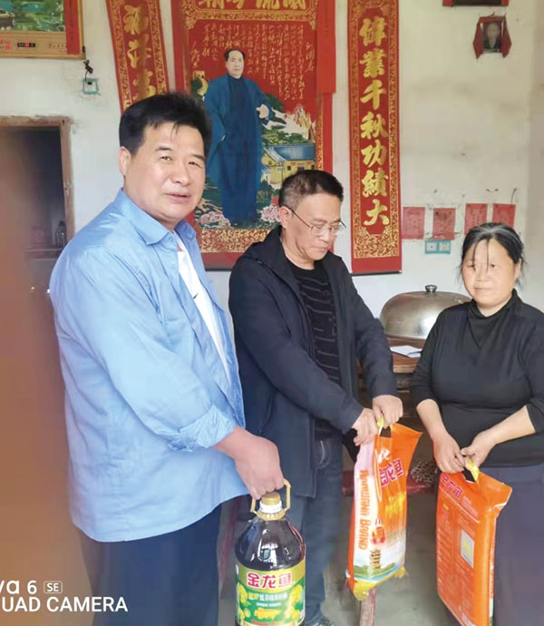 03版时政评论-3.jpg