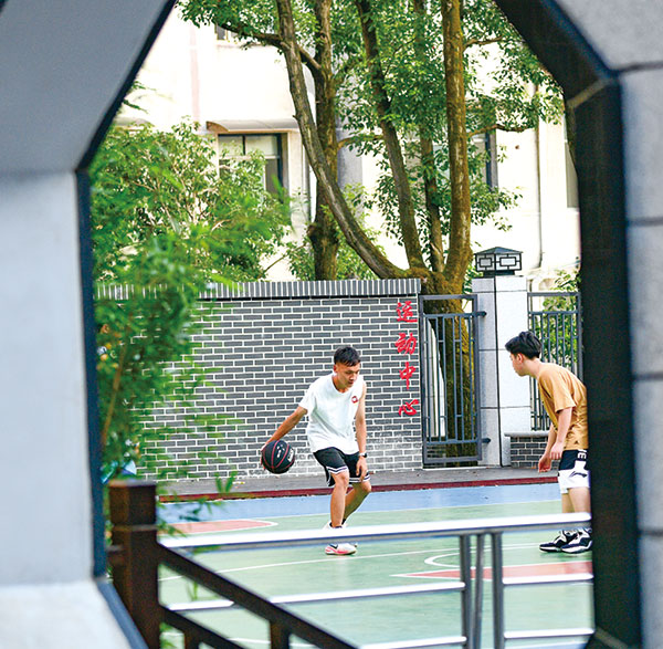 06、07版民生镜头-5.jpg