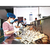 达浒镇积极做好移民安置"后半篇"文章，首个“移民车间”开工