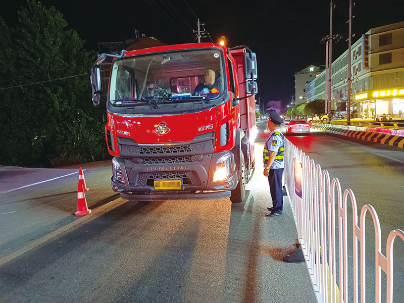 08版民生现场-6.jpg