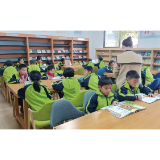 浏阳籍企业家为乡村孩子建书屋