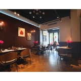 浏阳“90后”女高音跨界开餐厅,地道风味吸引外国人打卡