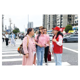浏发集团青年志愿服务队上岗