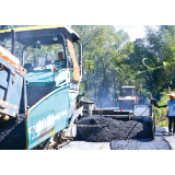 浏青公路启动沥青混凝土摊铺 竣工通车进入倒计时
