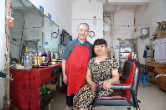 “青春理发店”承载岁月温情和匠心