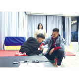 《爱心关怀下，12岁脑瘫患儿在缓慢成长》后续