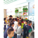 校园里开了家“诚信超市”