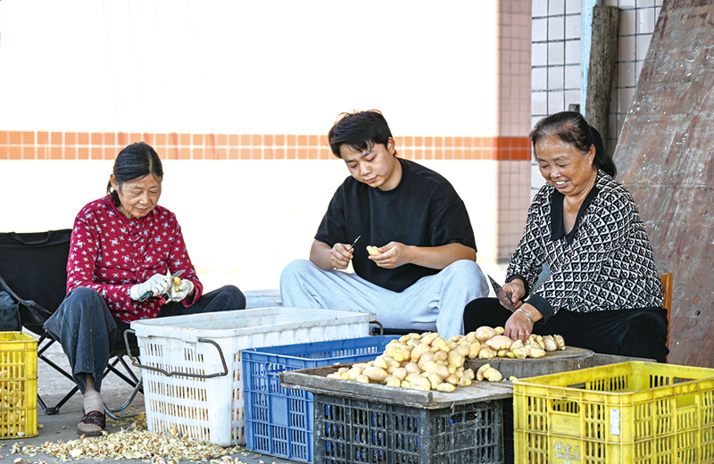 03版民生镜头-4.jpg
