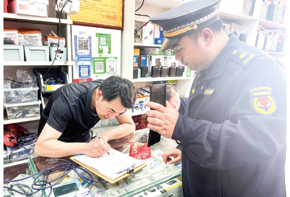 错时巡查 闭环整改 为学生筑牢“静音防线”