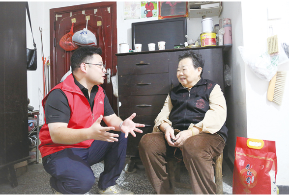 浏阳“敬老月”关爱空巢老人活动暖意融融